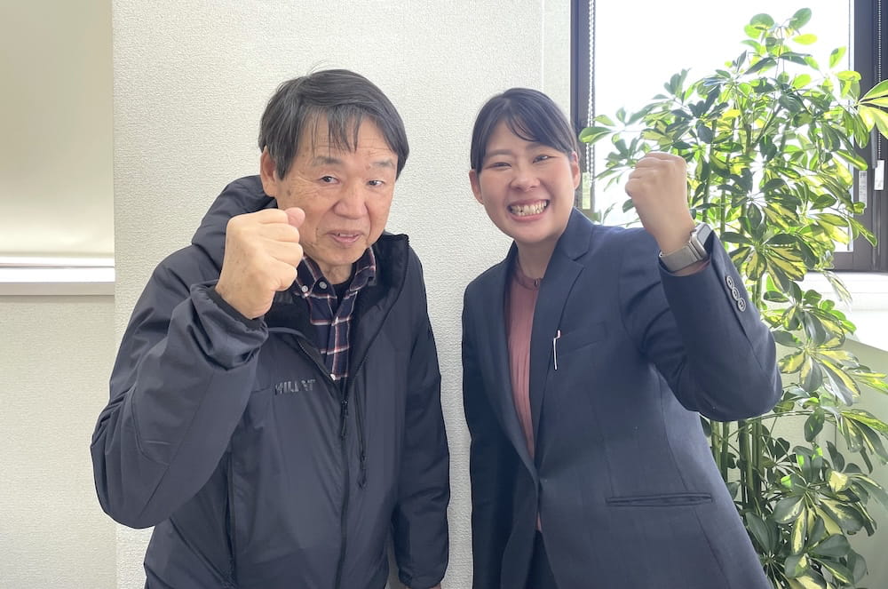 横浜不動産売却|売却完了後に長橋様と記念撮影!